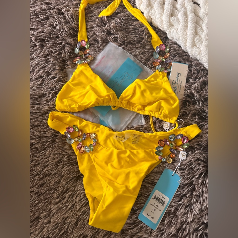 Beach bunny size large